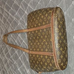 Authentic Louis Vuitton Babylone Large Shoulder Bag